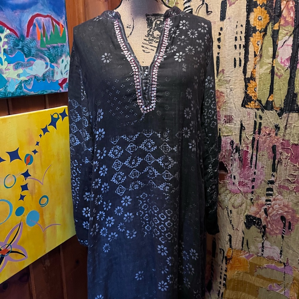 DOLMA Silver Whimsical Tunic